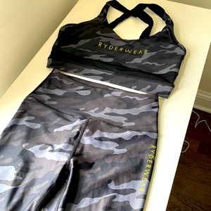Rydearwear Set :Leggings Small, Sports Bra medium